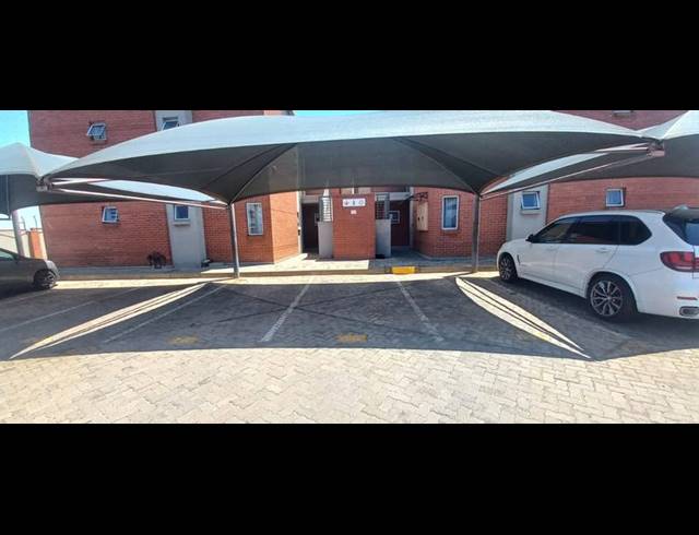 2 BEDROOM APARTMENT FOR SALE IN ESTHER PARK